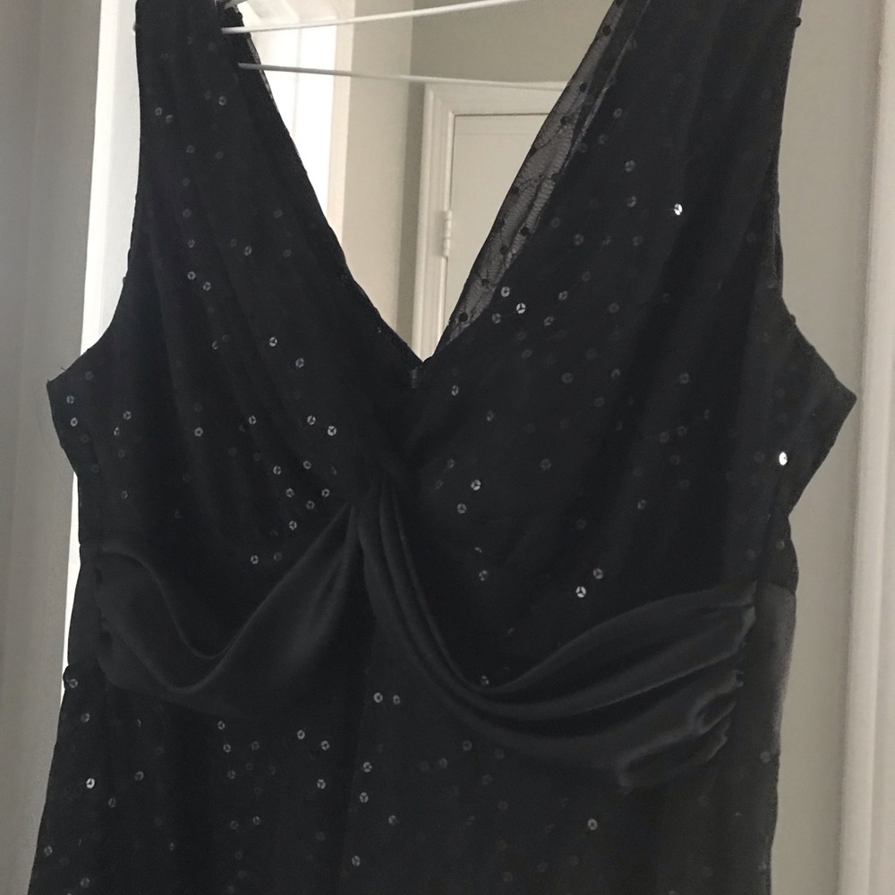 Dress - Picture 2 of 5